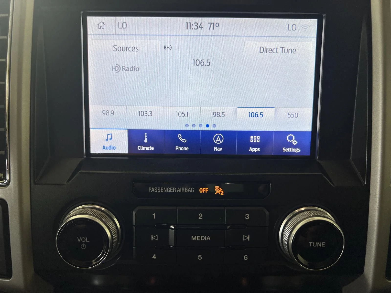 Used 2020 Agate Black Ford LARIAT image 20