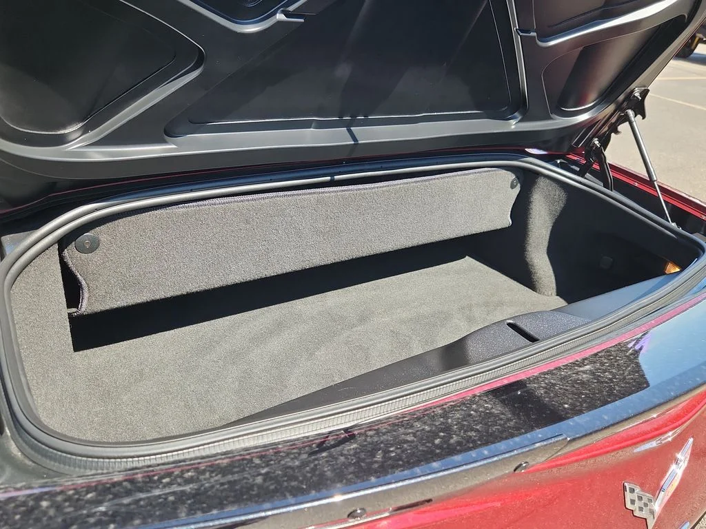 Used 2017 Red Chevrolet Z06 image 10