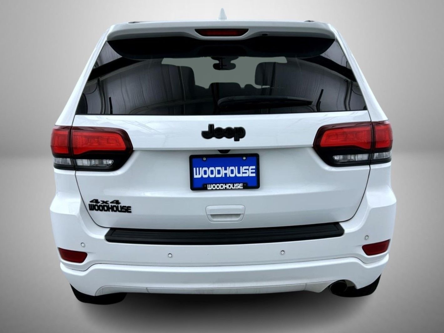 Certified Used 2022 White Jeep Laredo X image 6