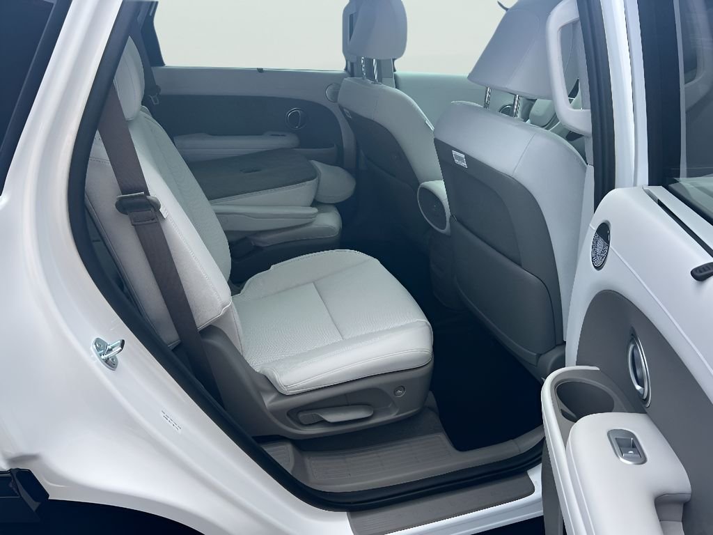 New 2026 Creamy White Pearl Hyundai Limited FWD image 50