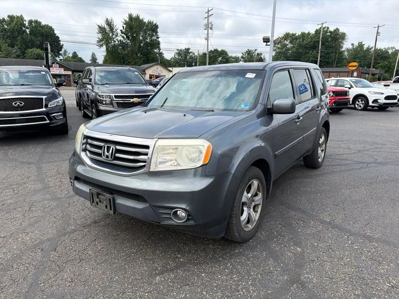 Used 2013  Honda EX-L image 3