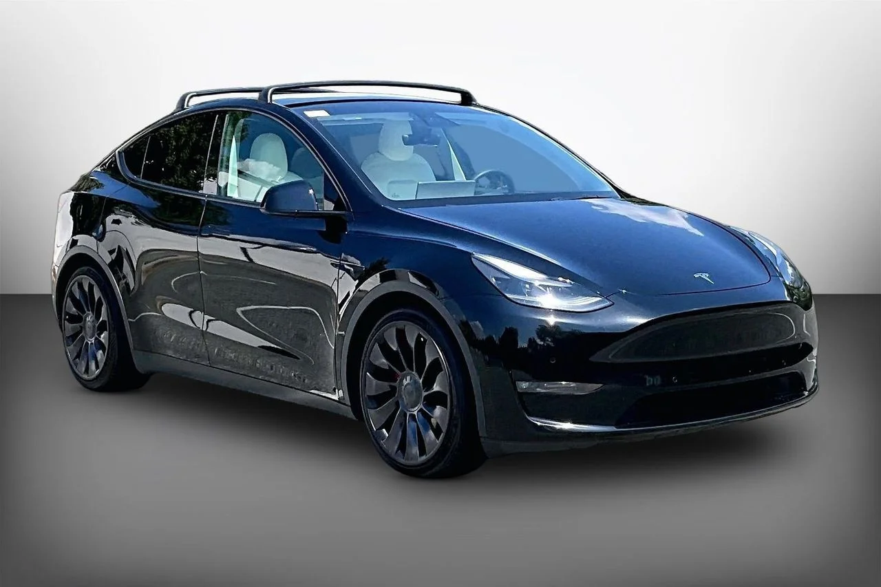 Used 2021 Tesla Model Y Performance with VIN 5YJYGDEF4MF230229 for sale in Cornelius, NC