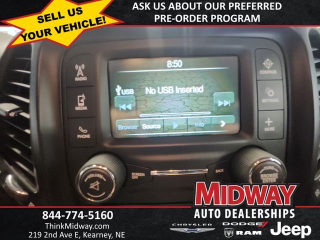 Used 2018 Gray Jeep Latitude image 18