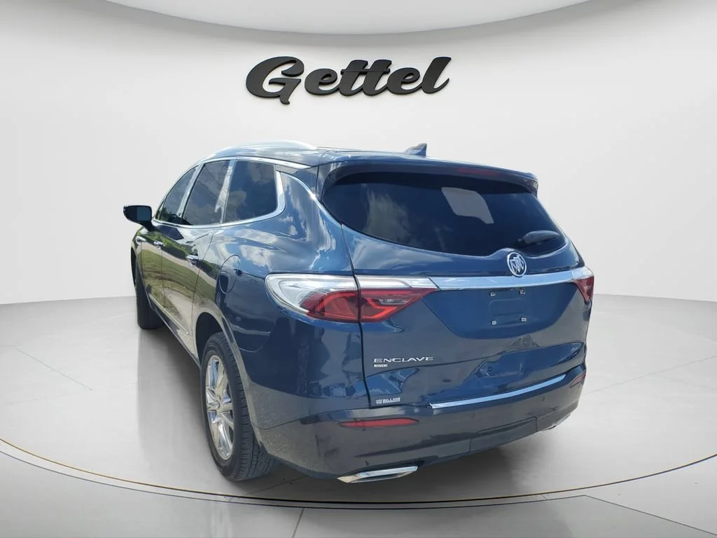 Used 2022 Emperor Blue Metallic Buick Premium image 5