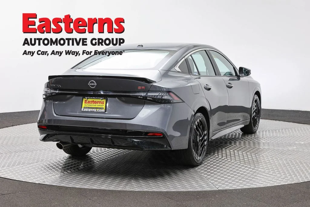 Used 2026 Gray Nissan SR image 5