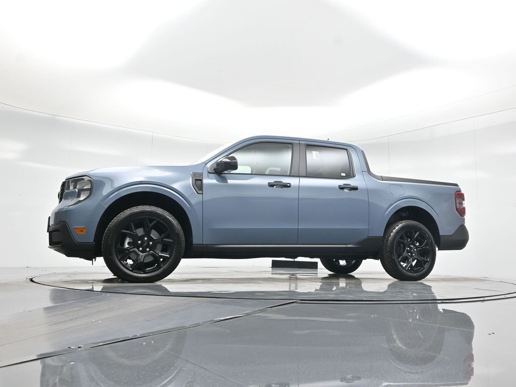 New 2025 Azure Gray Metallic Tri-Coat Ford XLT image 7