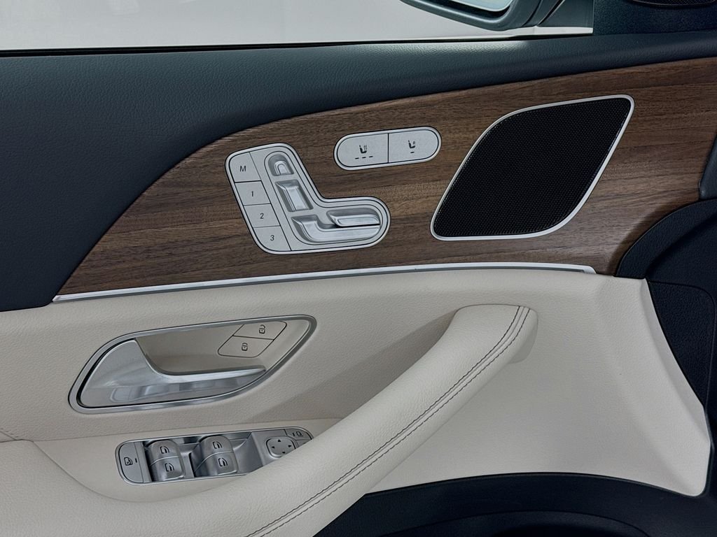 Used 2026 White Mercedes-Benz GLE 350 image 18