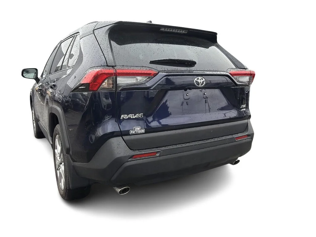 Used 2025 Blueprint Toyota XLE AWD Dilawri Certified   Local BC   1 OWNER image 11