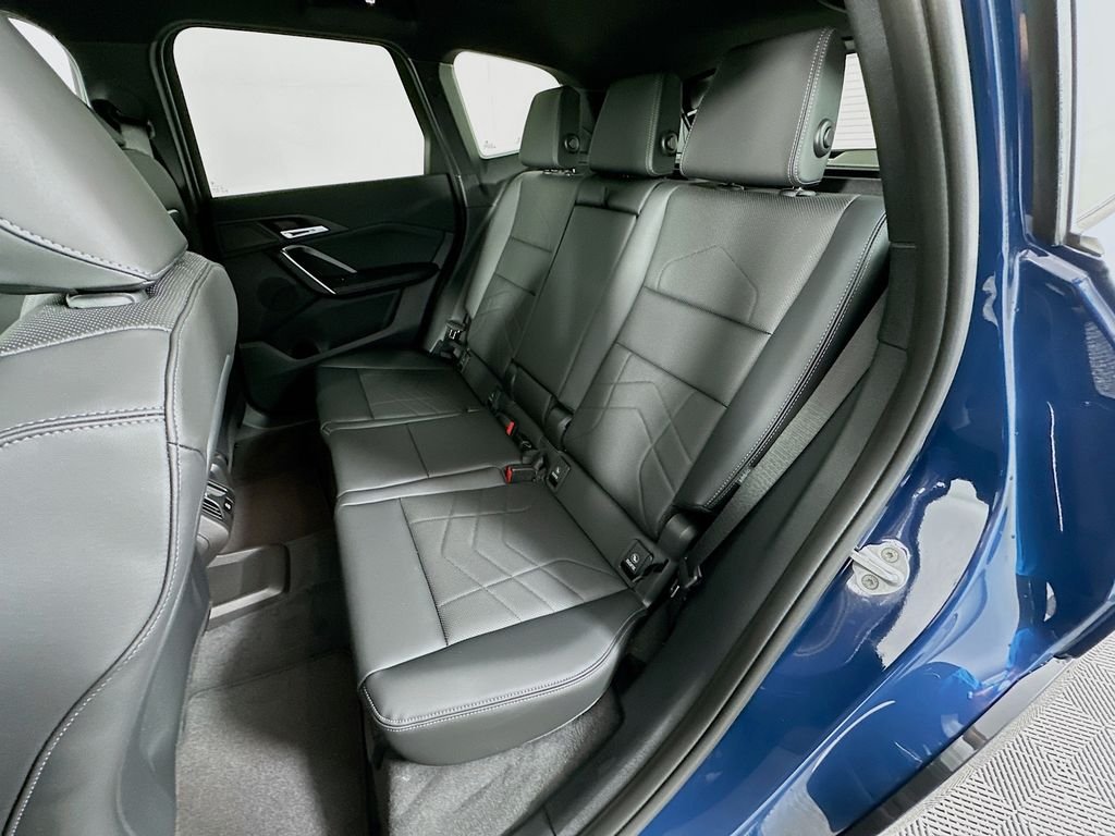 New 2026 Night Dusk Blue Metallic BMW xDrive28i image 17