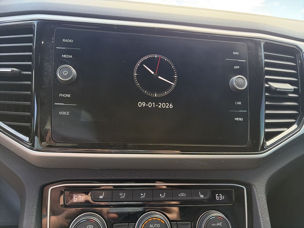 Used 2021  Volkswagen 3.6L V6 SEL image 23
