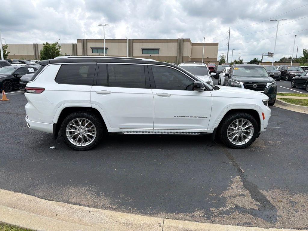 Used 2021 White Jeep Summit image 8