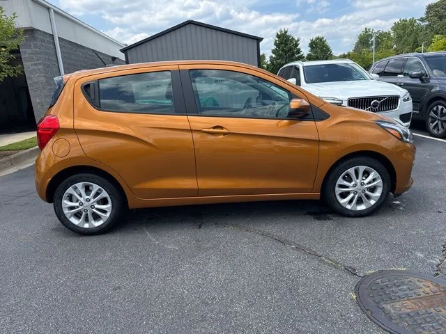 Used 2019 Orange Chevrolet 1LT image 6