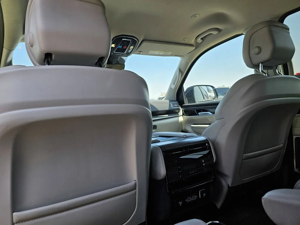 Used 2024 Diamond Black Jeep Series III image 22