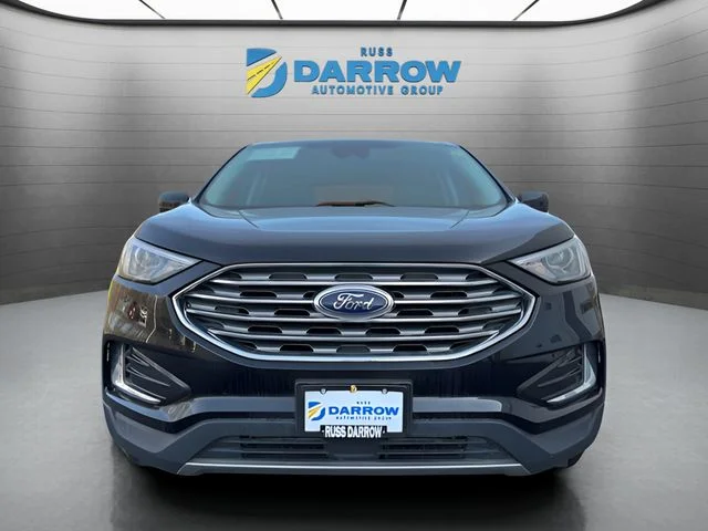 Used 2022 Black Ford SEL image 8