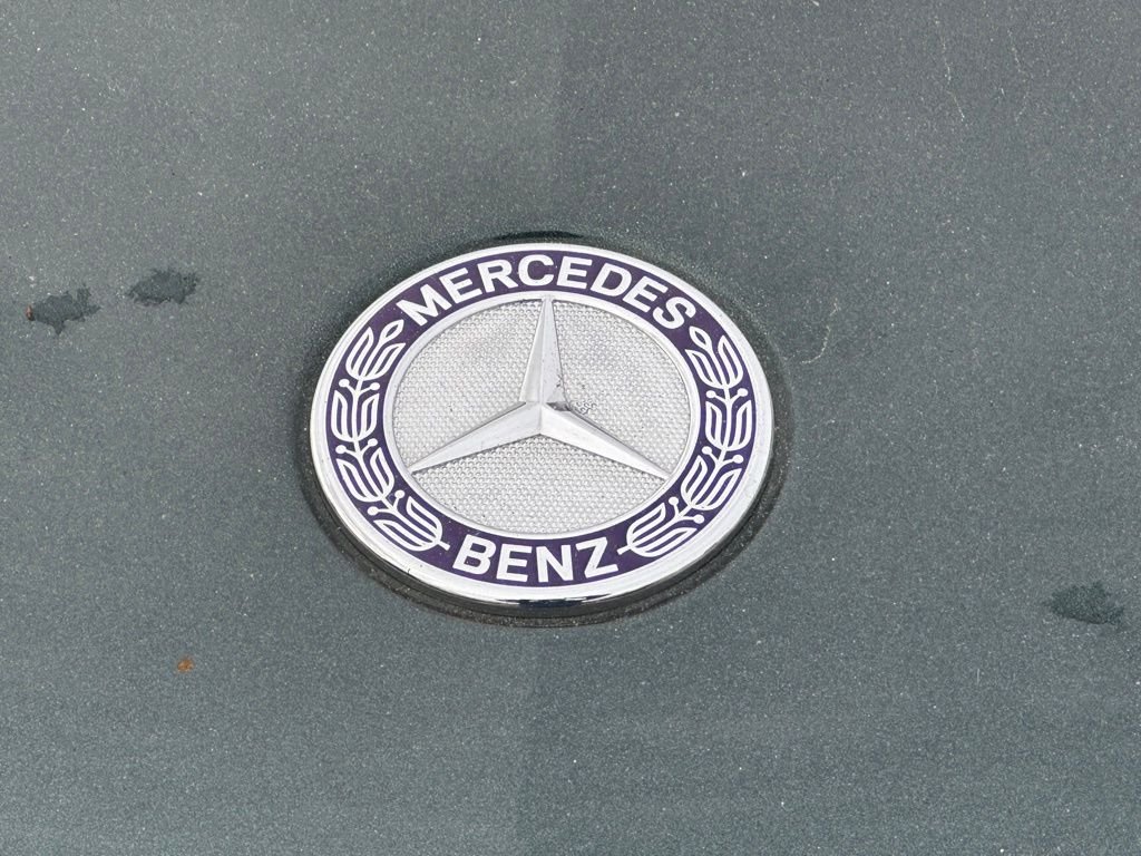 Used 2011 Green Mercedes-Benz GLK 350 image 11
