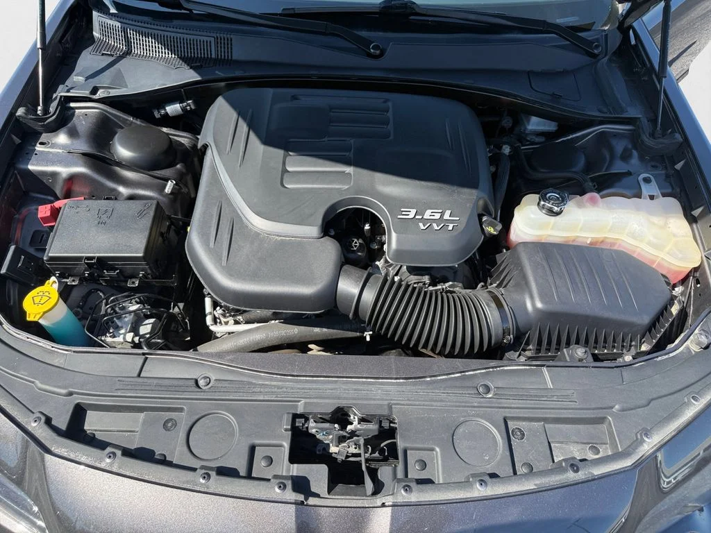 Used 2022 Gray Chrysler Touring image 15