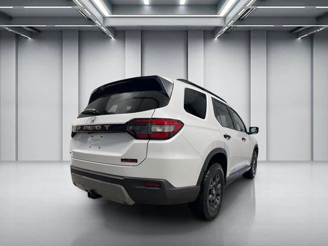 New 2026 Platinum White Pearl Honda TrailSport image 5