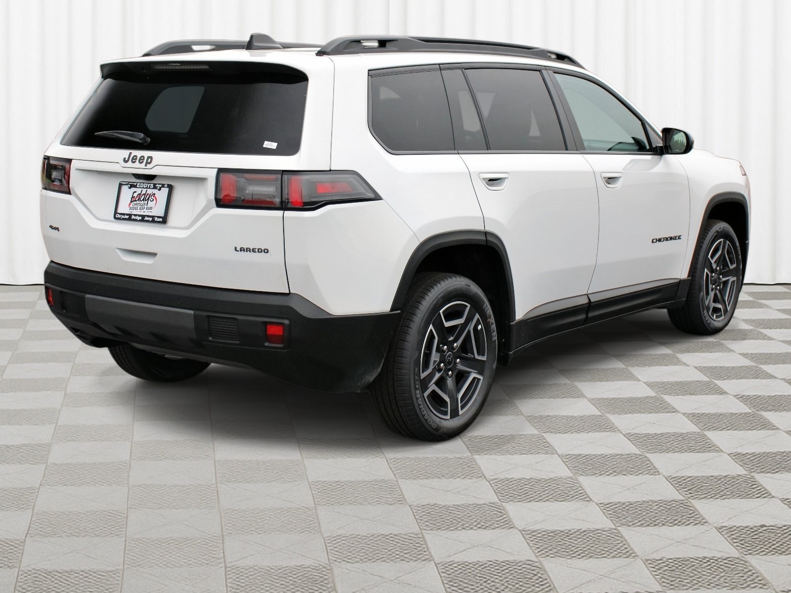 New 2026 Bright White Clearcoat Jeep Laredo image 32