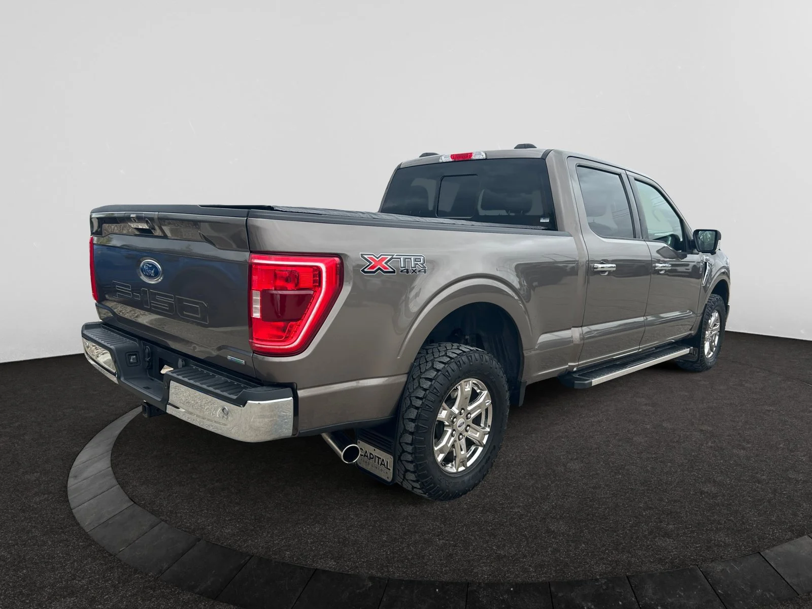 Used 2023 BROWN Ford XLT 302a 6.5 ft box image 5