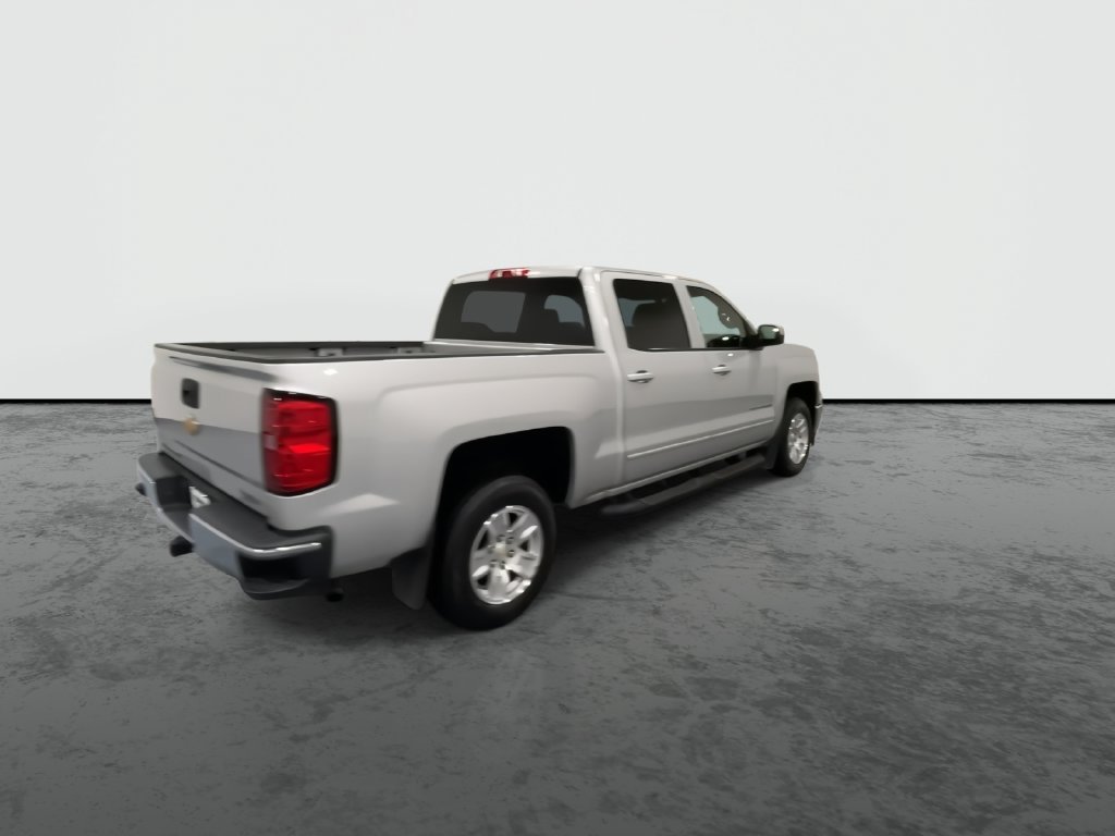 Used 2015 SILVER ICE METALLIC Chevrolet LT image 8