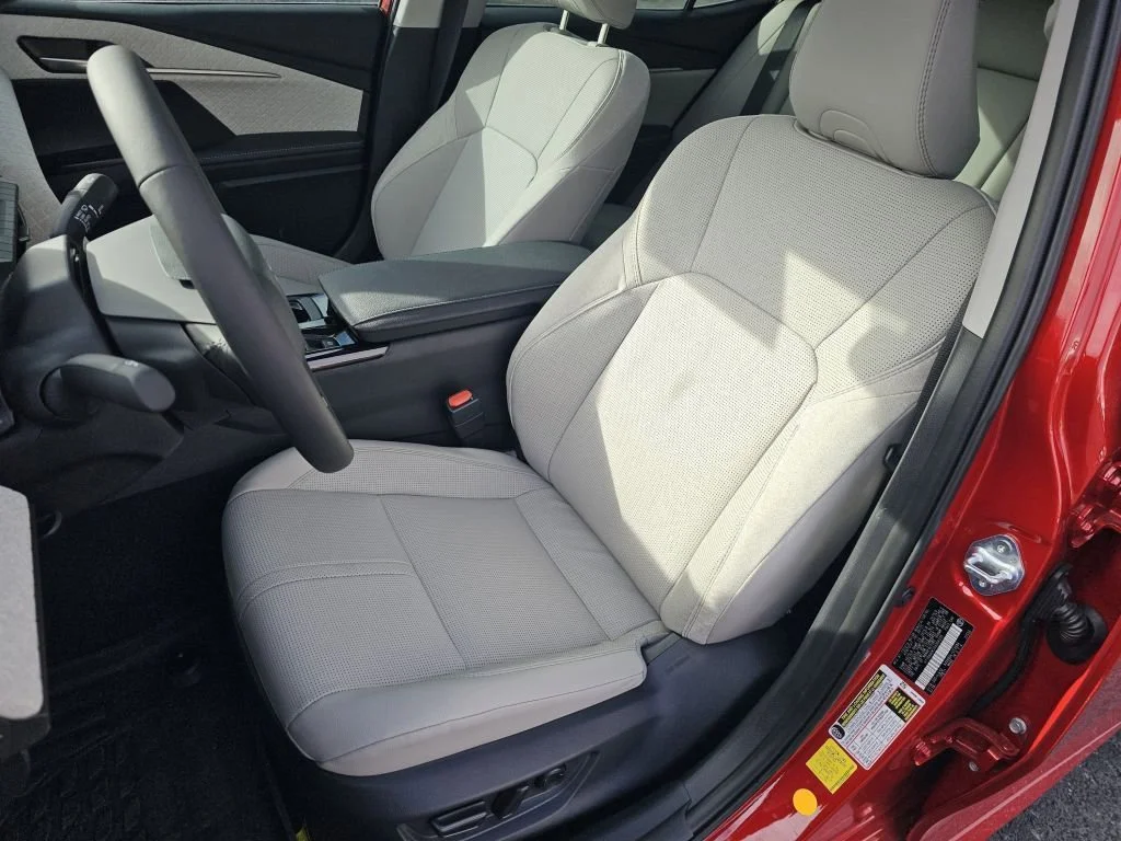 2025 Toyota Camry XLE - Photo 14
