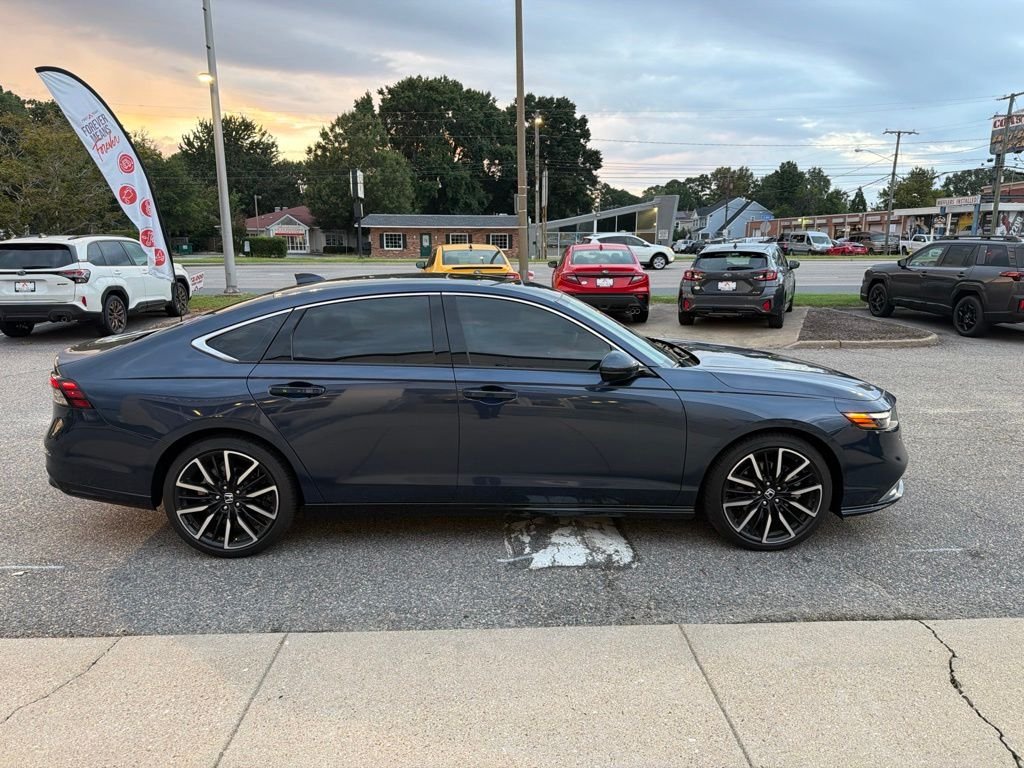 Used 2025 Blue Honda Touring image 6