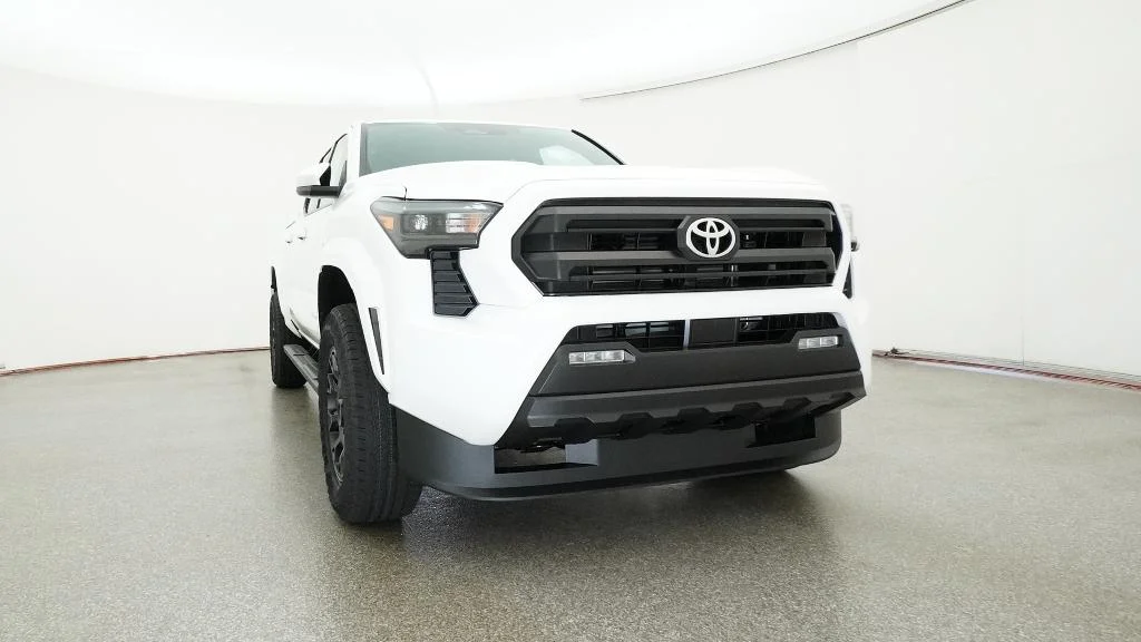 New 2026 Ice Cap Toyota SR5 image 7
