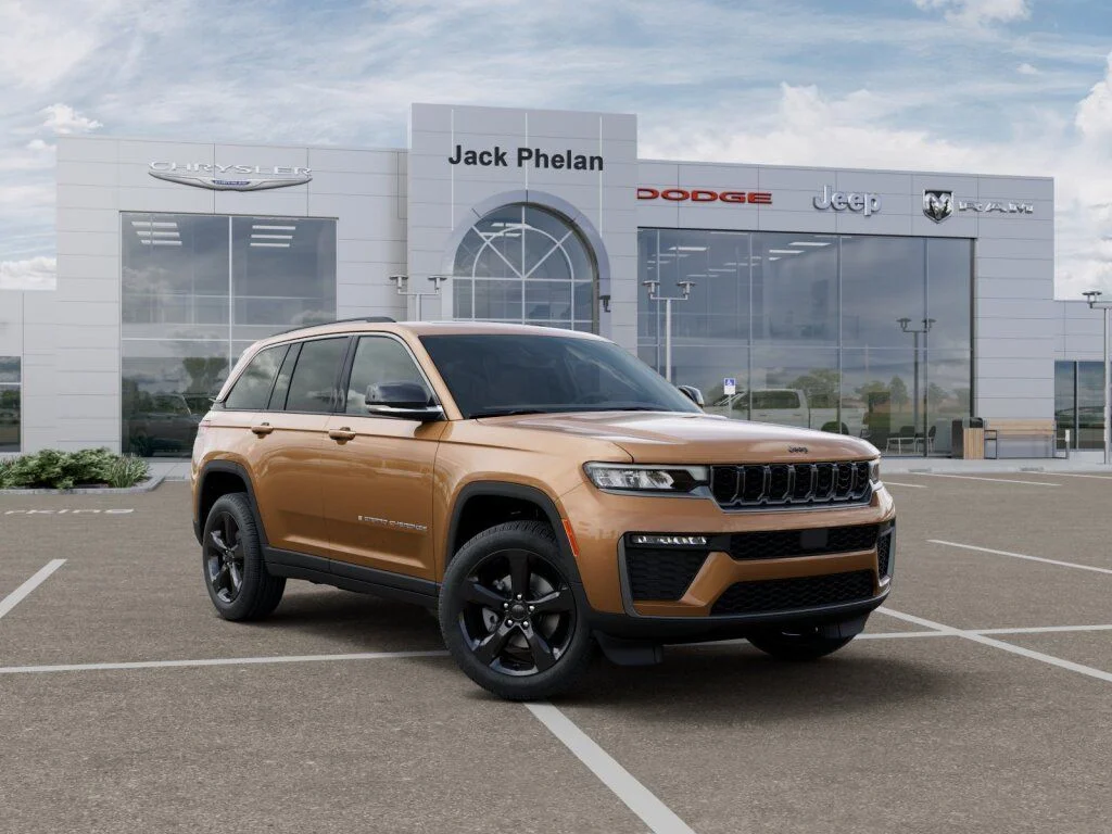 New 2026 Copper Shino Metallic Clear-Coat Exterior Paint Jeep Limited image 5