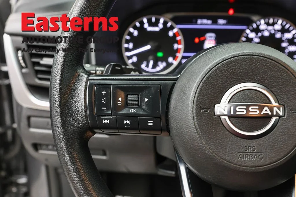 Used 2024 Gray Nissan S image 15