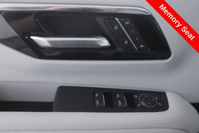 Used 2026 Black Chevrolet Premier image 20