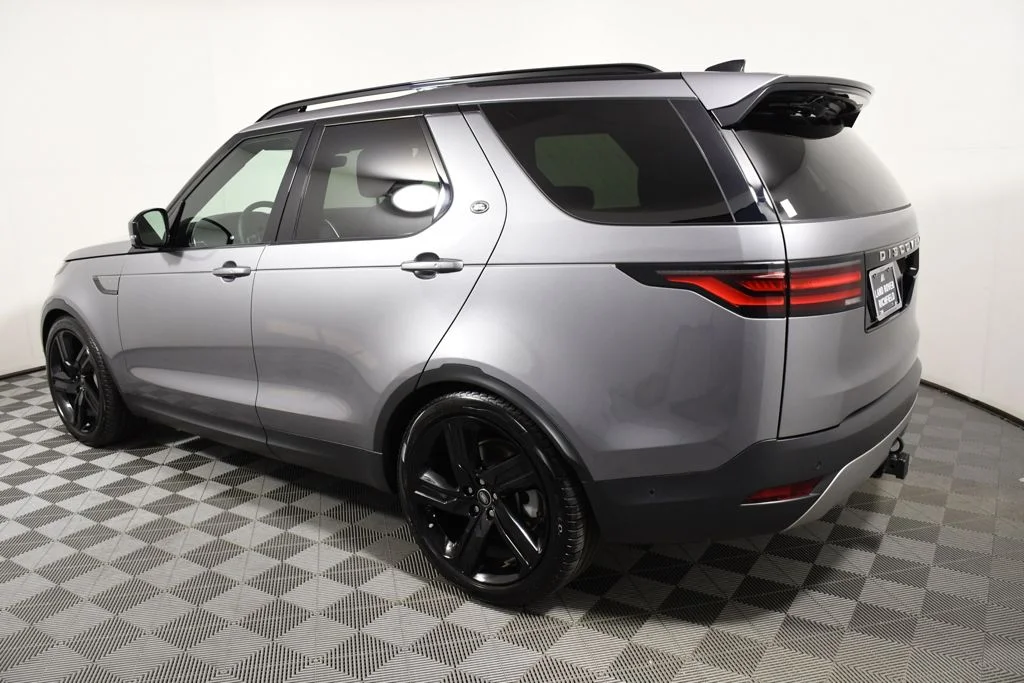 Certified Used 2025 Eiger Grey Metallic Land Rover S image 3