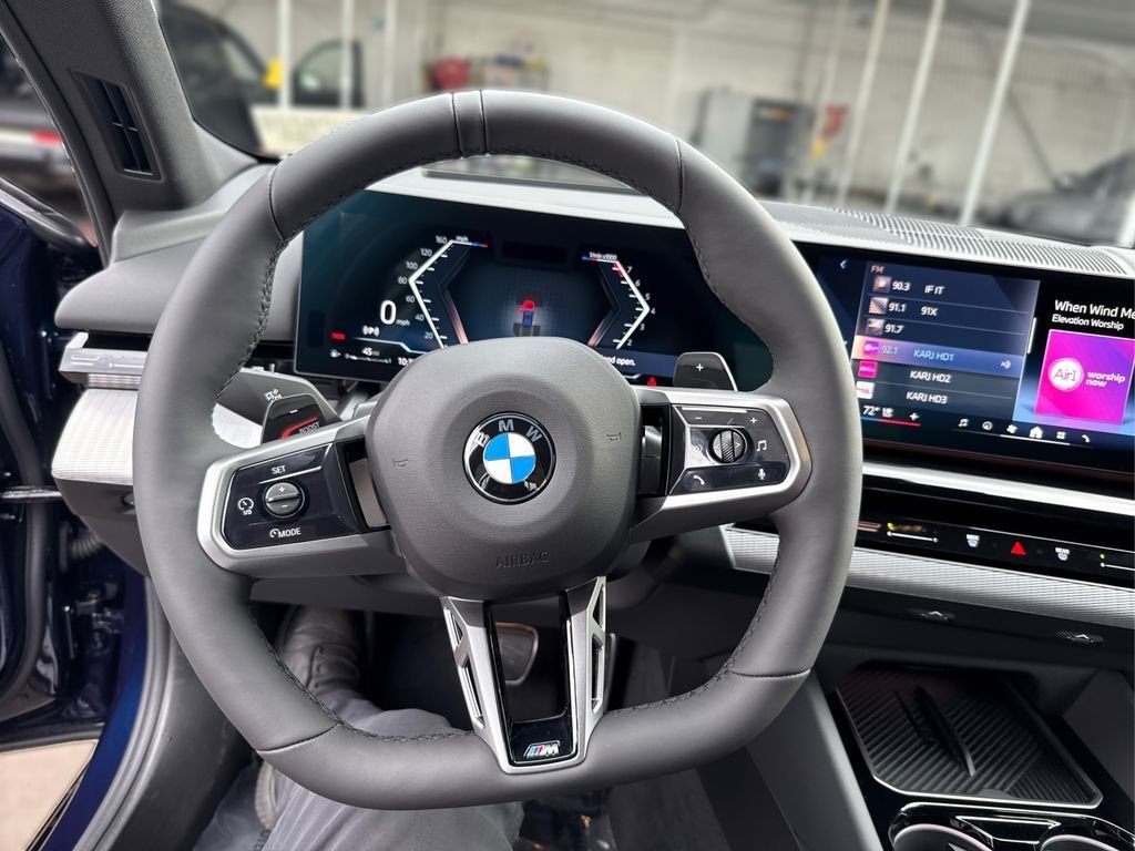 New 2026 Tanzanite Blue II Metallic BMW 530i image 23