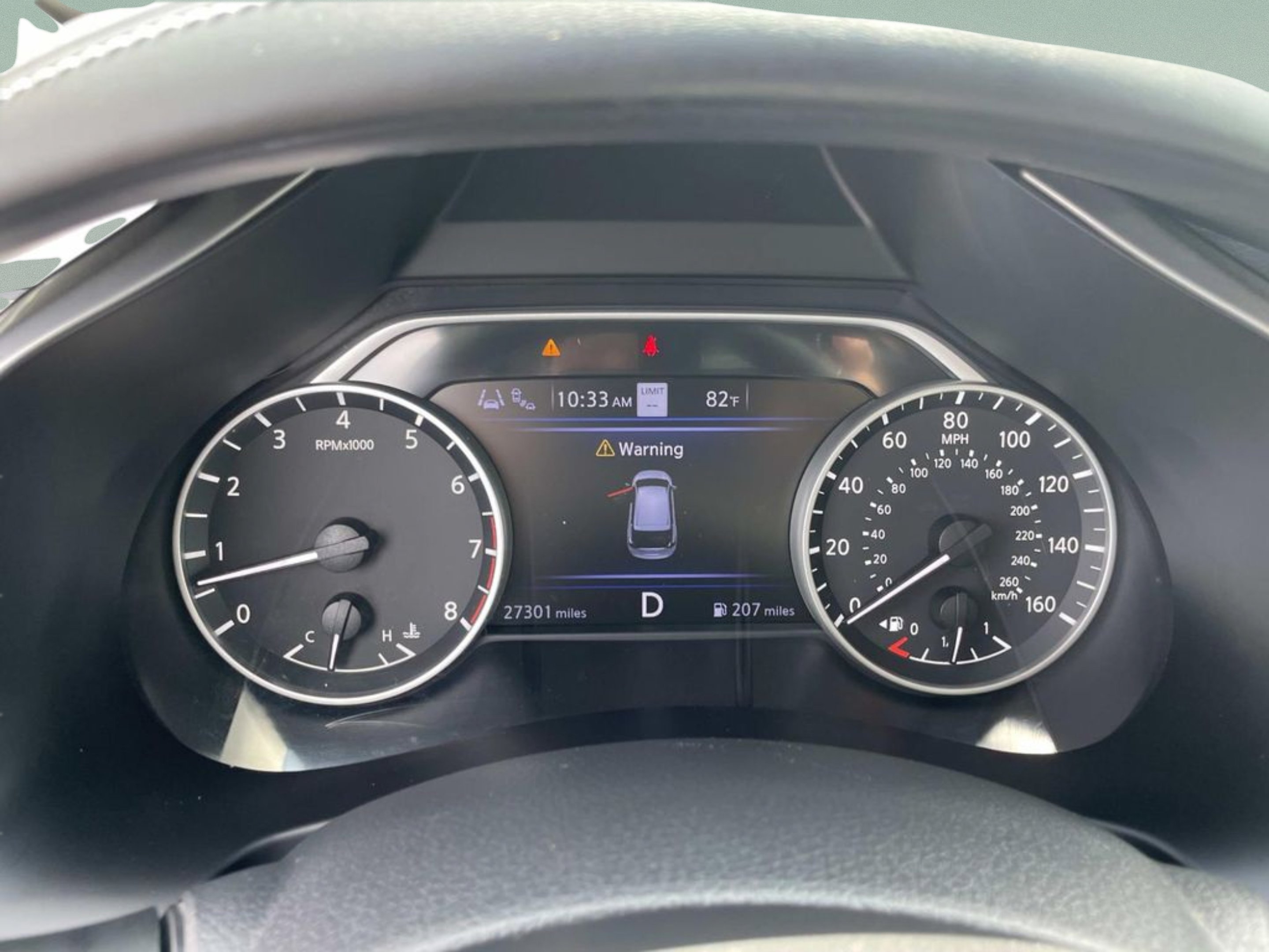 Used 2023 Red Nissan SL image 28