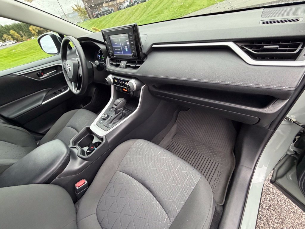 Used 2021  Toyota XLE image 35
