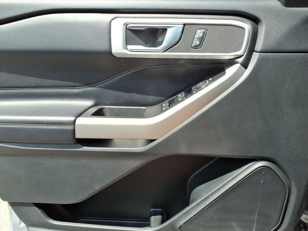 Used 2022 Silver Metallic Ford XLT image 16
