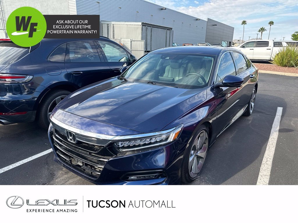 Used 2018 Blue Honda Touring image 1