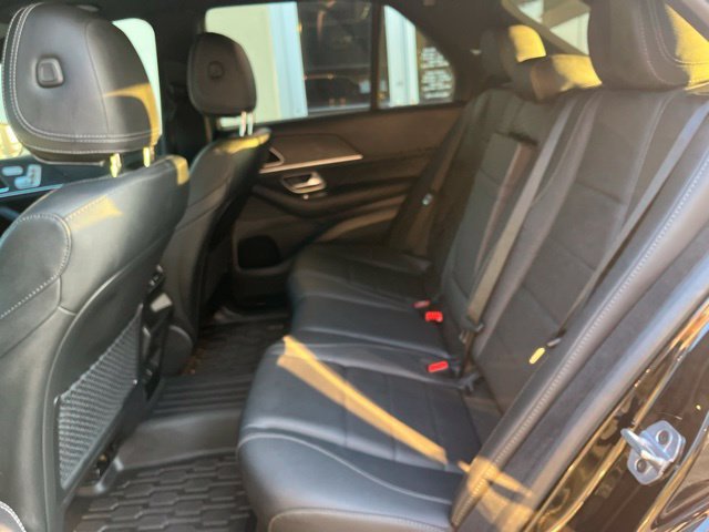 Used 2025 Obsidian Black Metallic Mercedes-Benz GLE 450 image 11