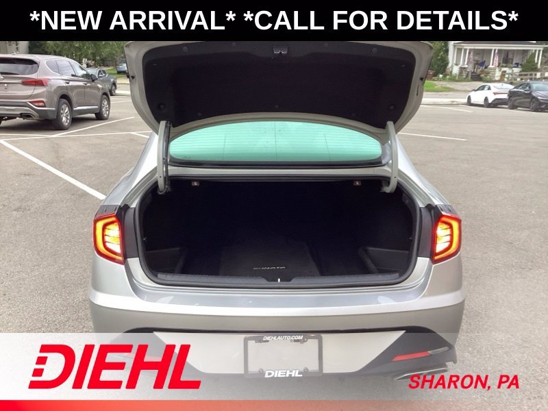 Used 2021 Silver Hyundai SEL image 15
