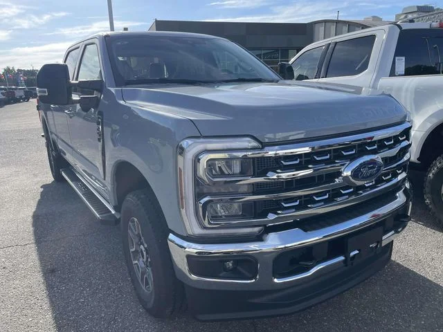 New 2026 Glacier Gray Metallic Tri-Coat Ford F-250® Lariat® image 1