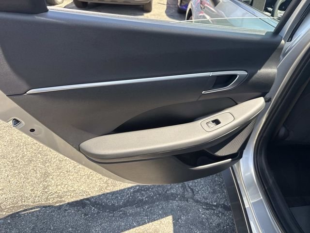 2025 Hyundai Sonata SE - Photo 15