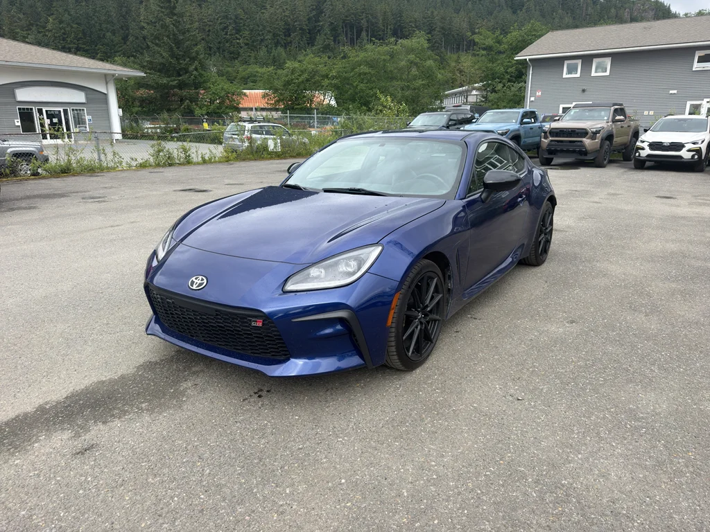 Used 2023 Trueno Blue Toyota Premium image 7