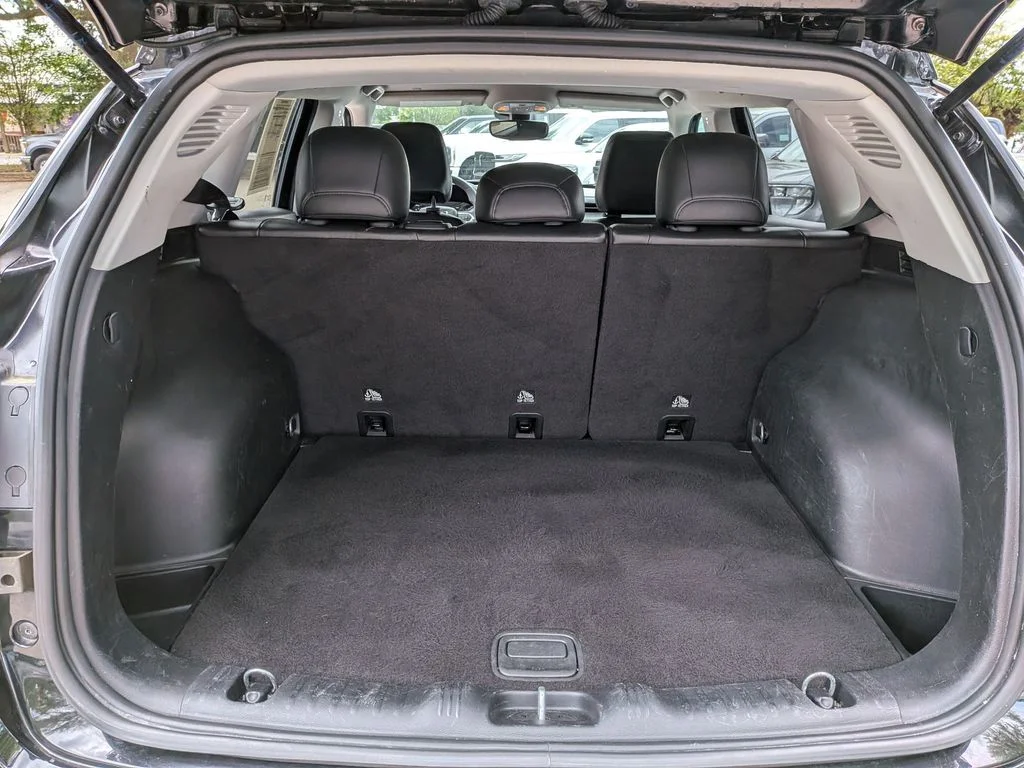 Used 2022 Black Jeep Trailhawk image 20