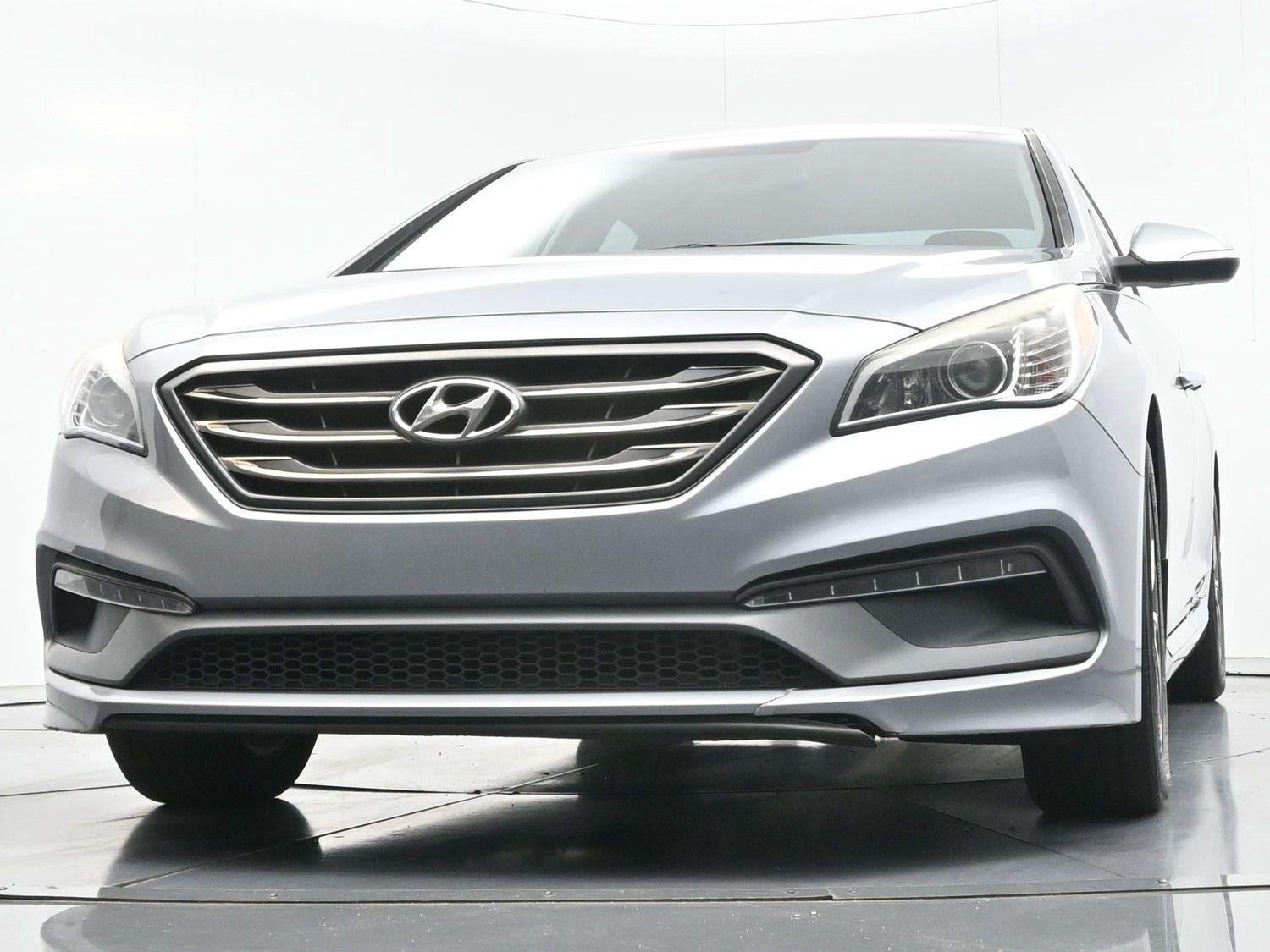 Used 2016 Symphony Silver Hyundai 2.4L Sport image 41