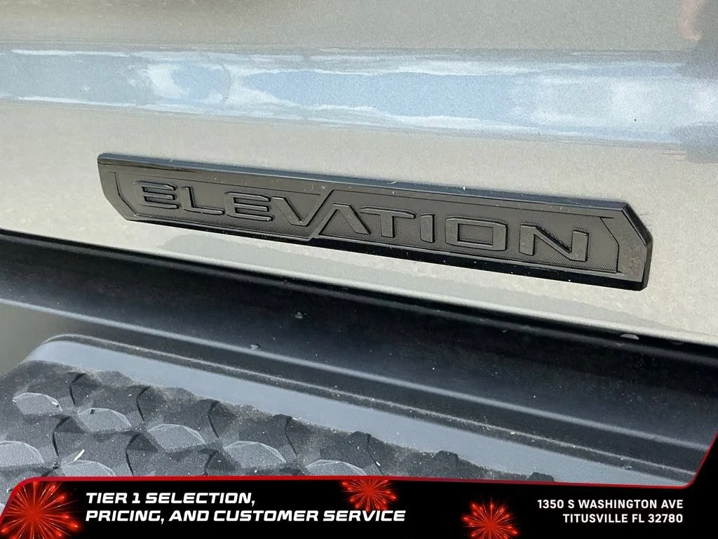 New 2026 Sterling Metallic GMC Elevation image 19
