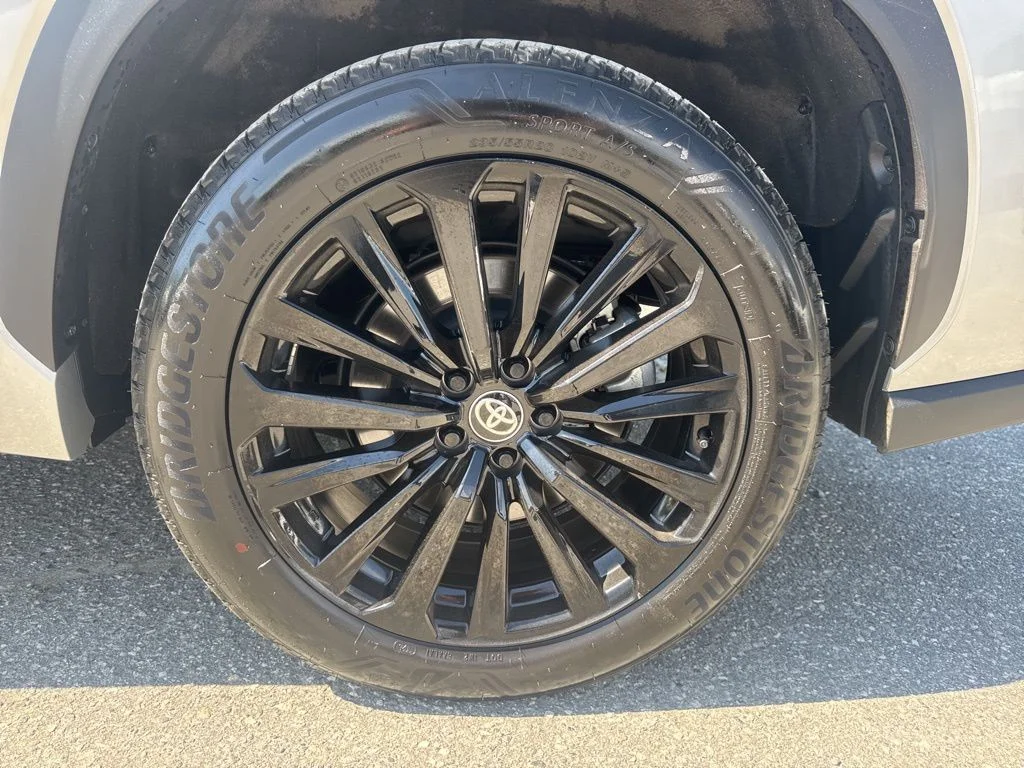 Used 2025 Gray Toyota XSE image 28