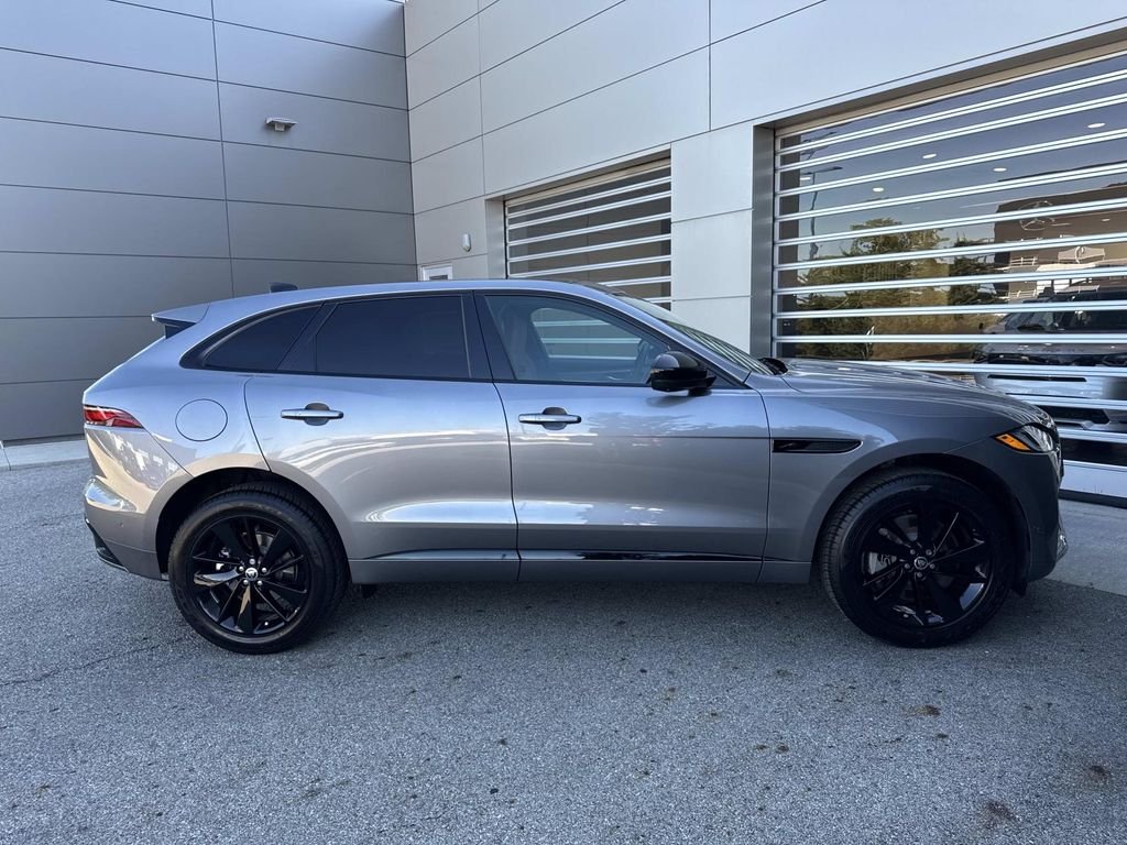 2026 Jaguar F-Pace R-Dynamic S - Photo 8