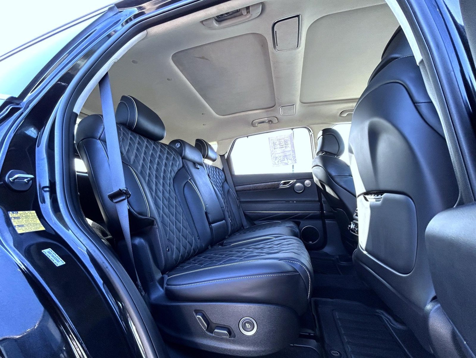 Used 2023 Black Genesis 3.5T image 18