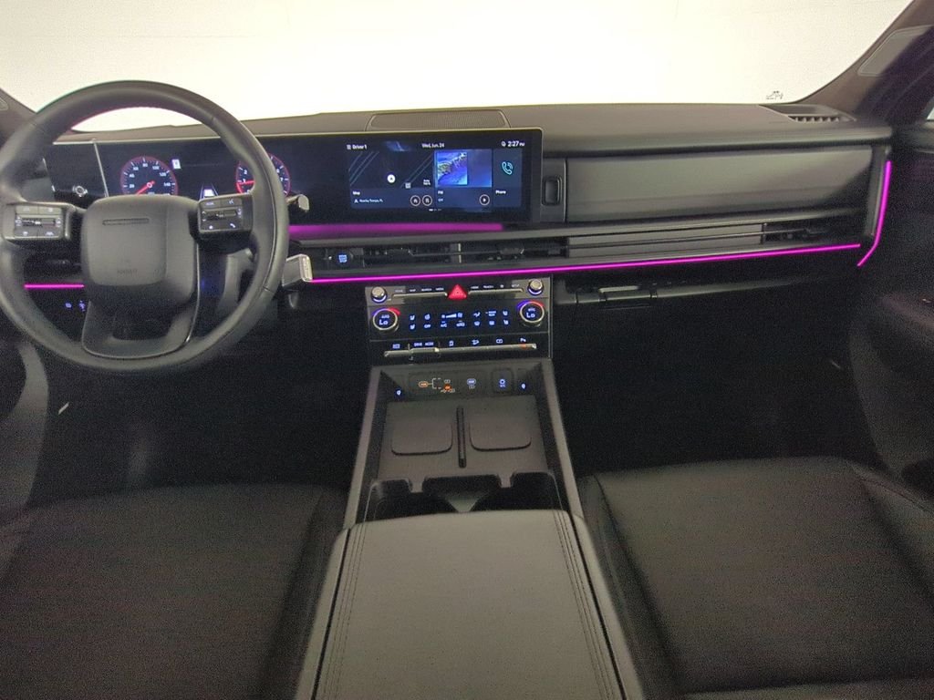 Used 2025 Green Hyundai Calligraphy image 19