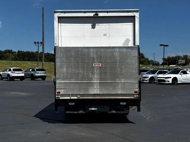 Photo 6