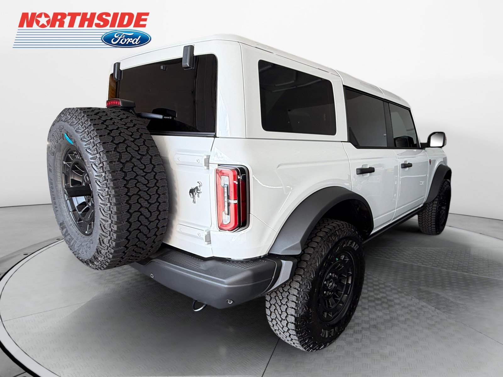 New 2026 Oxford White Ford Badlands image 7